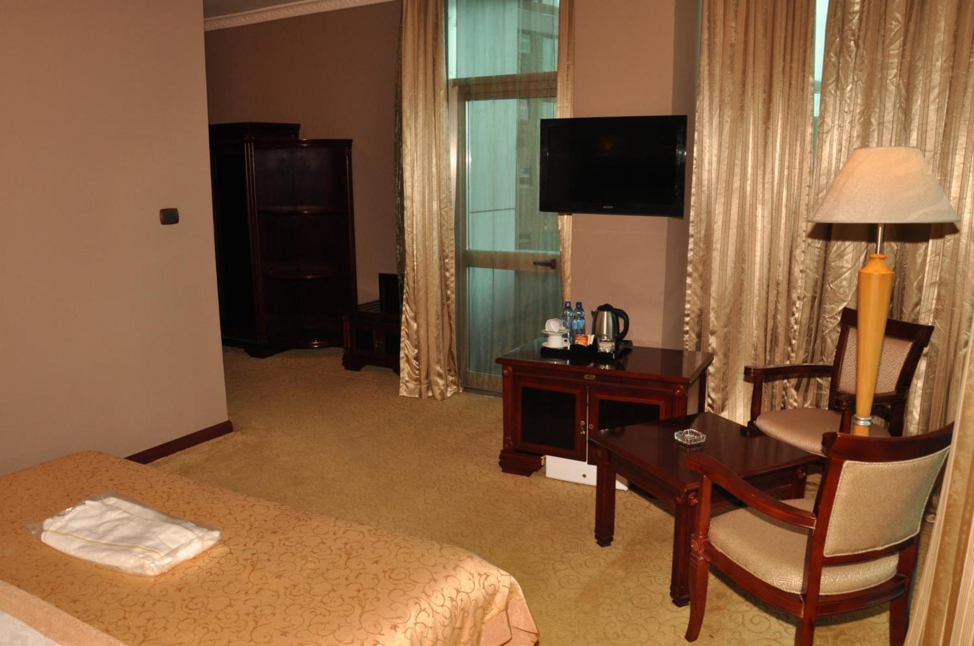 Friendship International Hotel أديس أبابا الغرفة الصورة