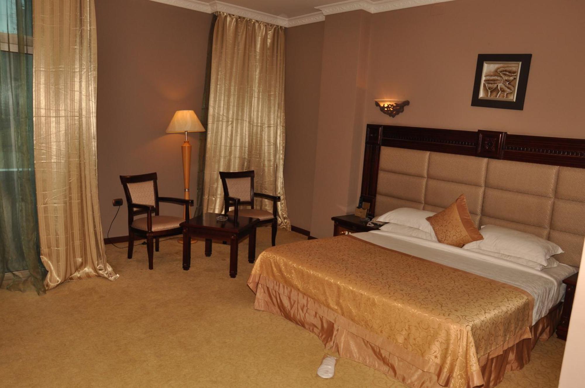 Friendship International Hotel أديس أبابا الغرفة الصورة